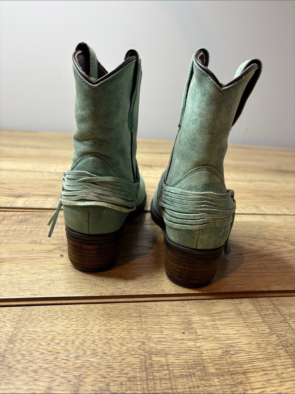 Women's Laredo Kyra Turquoise Round Toe Ankle Boots Size 8.5 - Picture 3 of 9